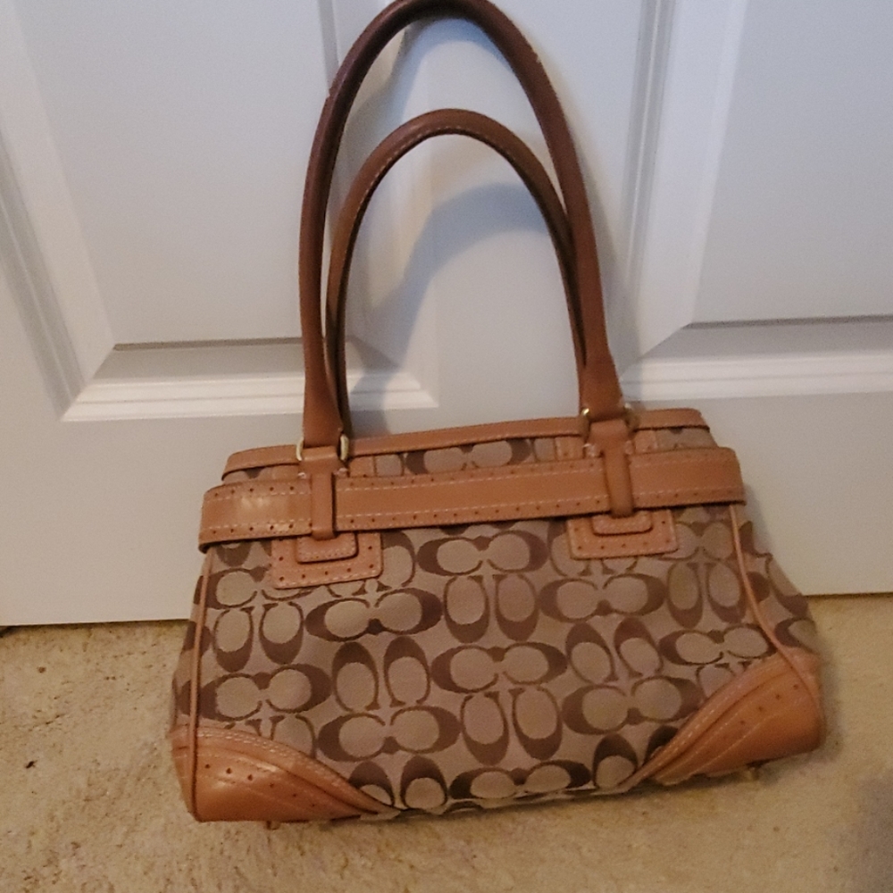 Coach Purse - Picture 2 of 4